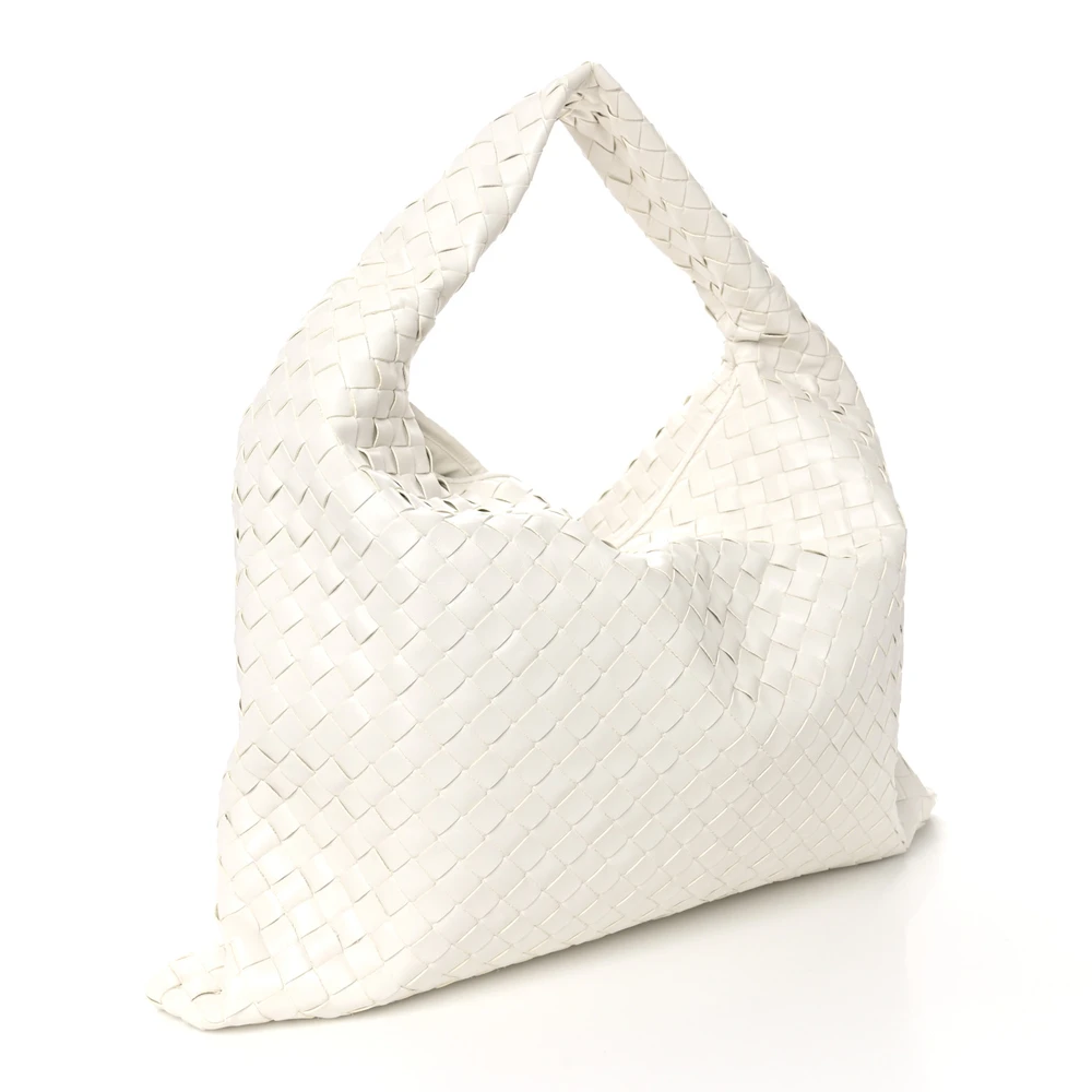 Lushentic Bags Review: Large Intrecciato Hop White Nappa Leather - Image 3
