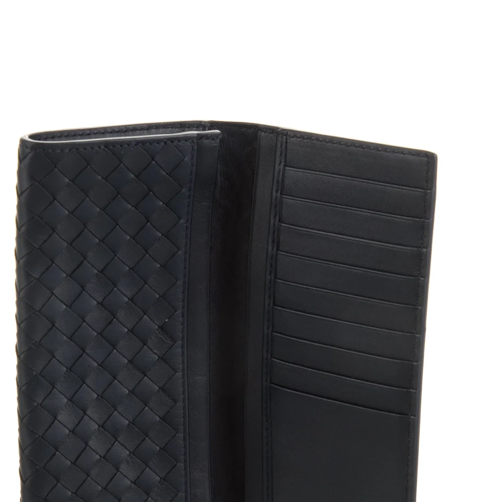 Lushentic Bags Review: Large Dark Blue Bifold Wallet Lambskin Leather - Image 3