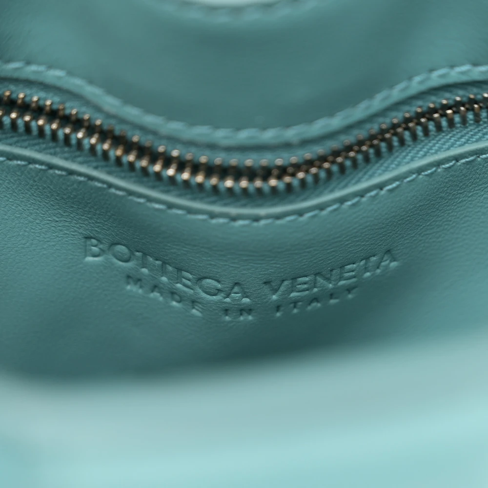 Lushentic Replicas Maxi Intrecciato Padded Cassette Crossbody Bag - Image 2