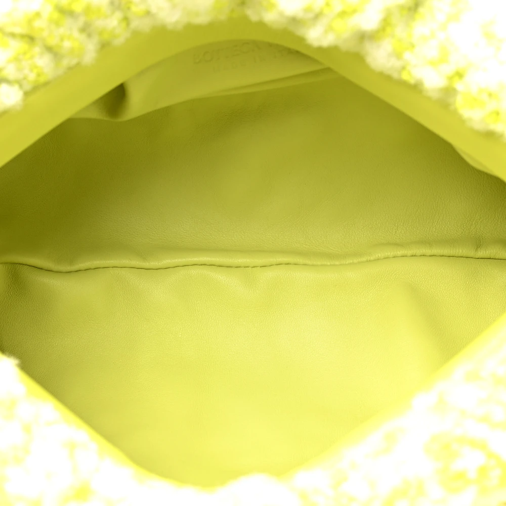 Lushentic Grade Replica Medium The Pouch Chain Bag - Image 7