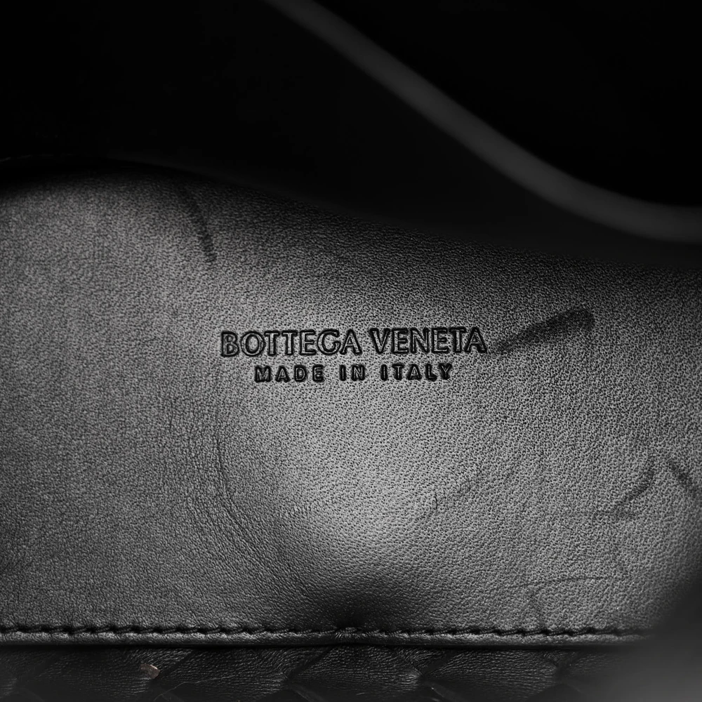 Lushentic Designer Small Intrecciato Andiamo Shoulder Bag, Black - Image 2