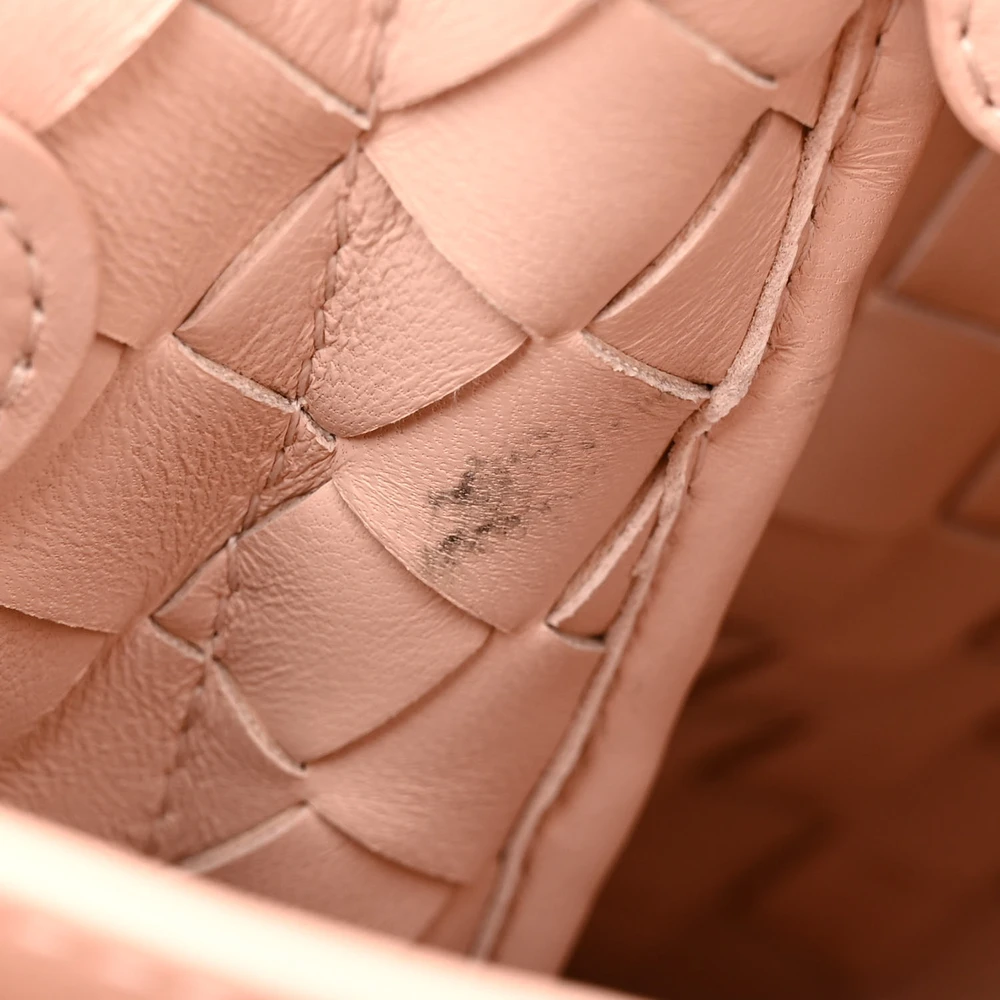 Lushentic Grade Bag - Small Intrecciato Andiamo Shoulder Bag Nude Nappa Leather - Image 9