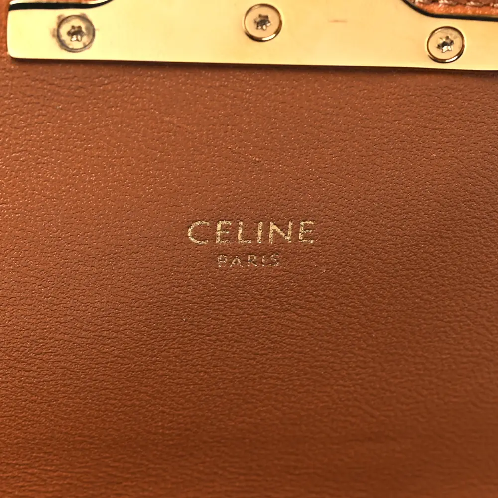 Lushentic Grade Replica Medium Classique Triomphe Bag in White & Tan - Image 2