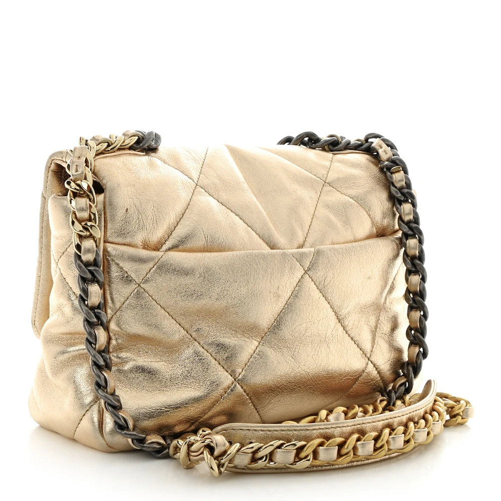 Lushentic Class Flap Maxi Metallic Gold Chanel 19 – Timeless Elegance - Image 3