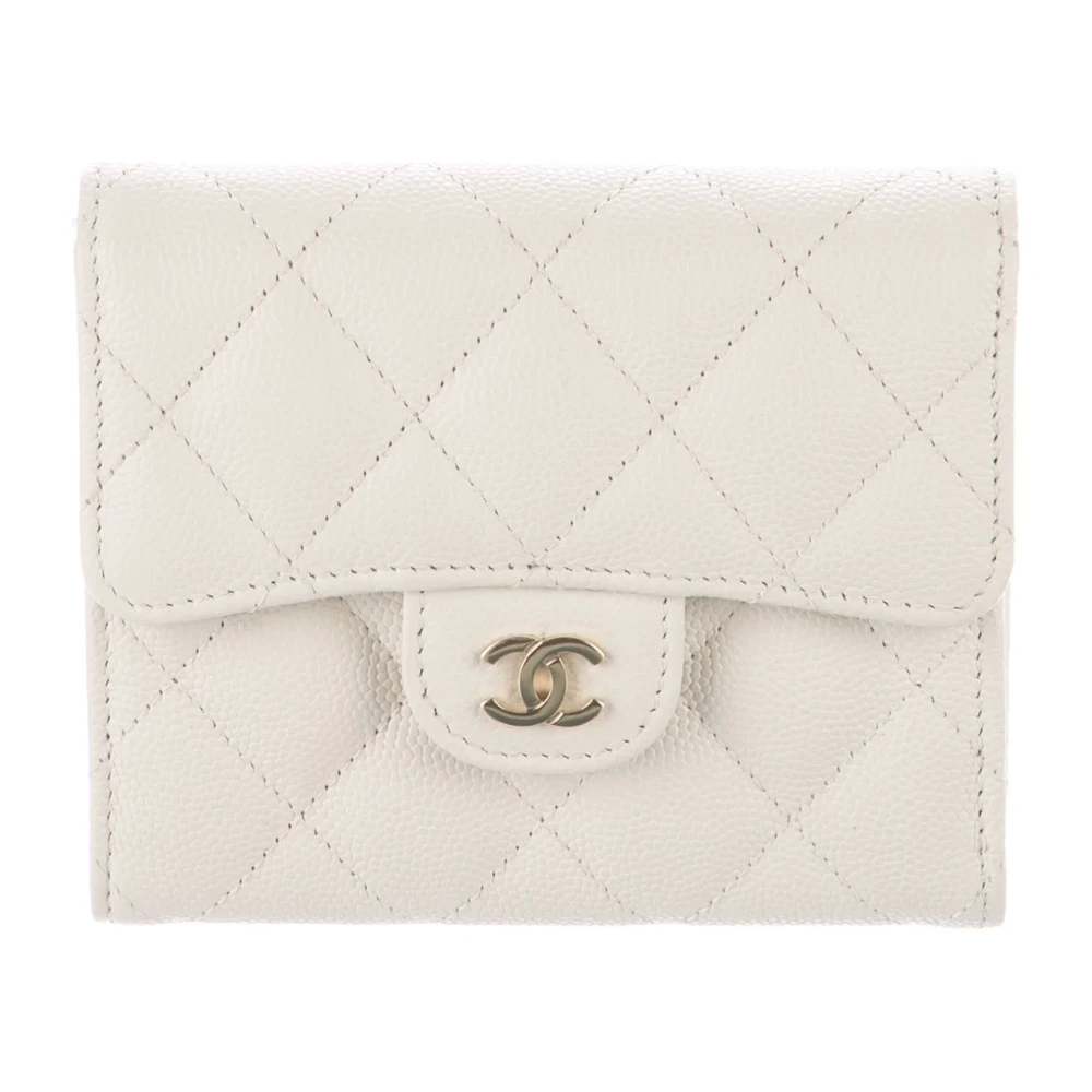 Lushentic Chanel Small Compact Wallet White Quilted Leather Gold Hardware