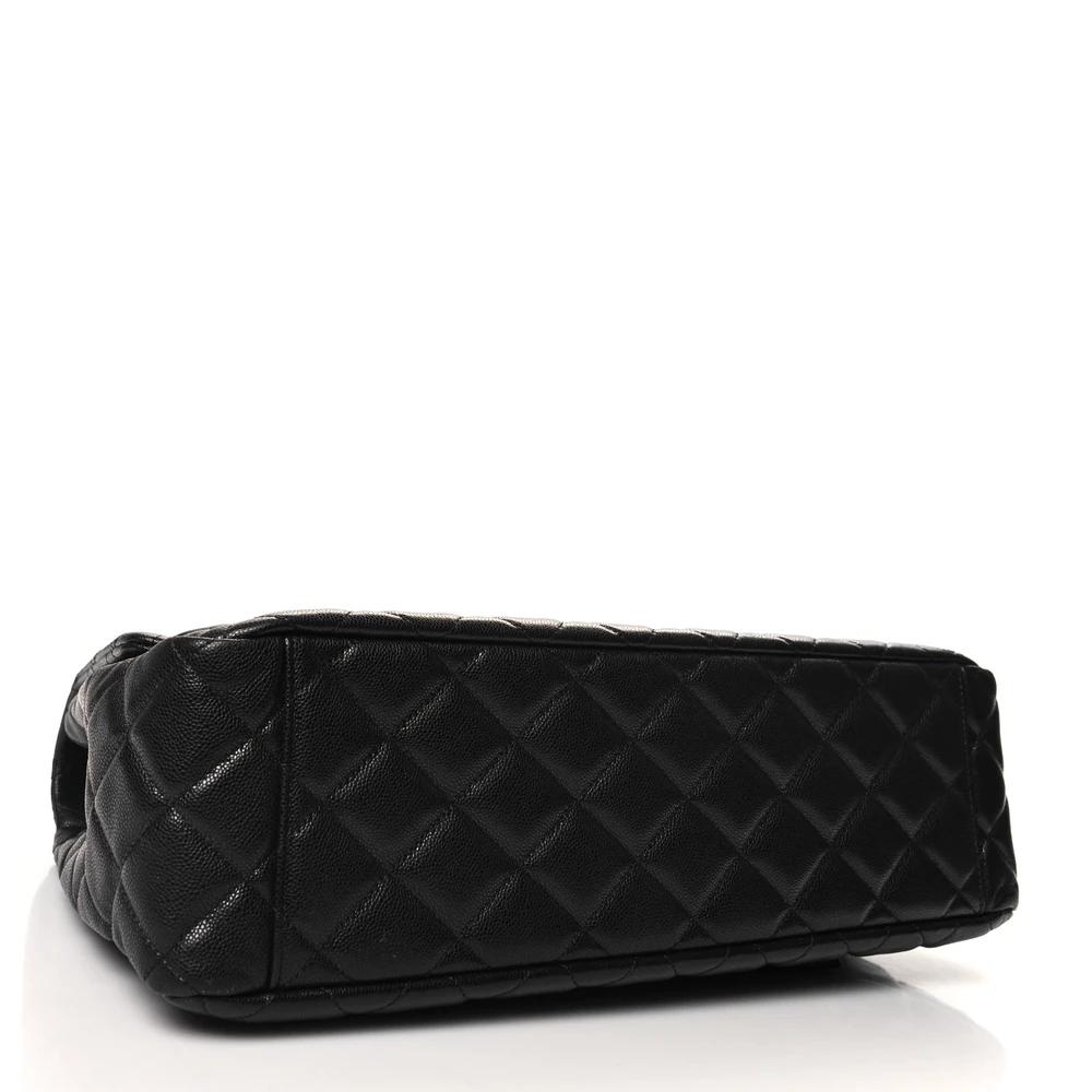 Lushentic Bag Travel Flap XXL Black Quilted Caviar Leather - Image 6
