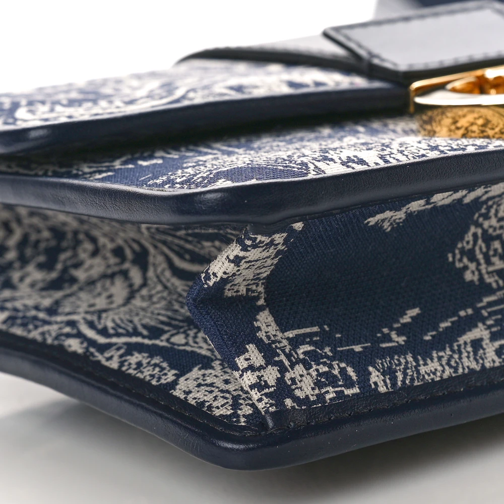 Lushentic Replica Handbags Medium Montaigne 30 Toile de Jouy Flap Bag - Image 4