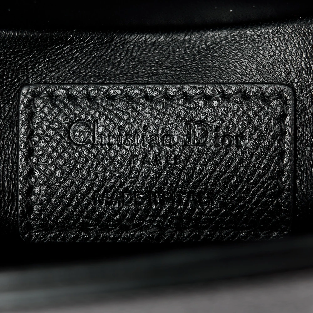 Lushentic Grade Replica Medium Weekender 25 Bag in Black Maxi Oblique Canvas with Ruthenium Hardware - Image 2