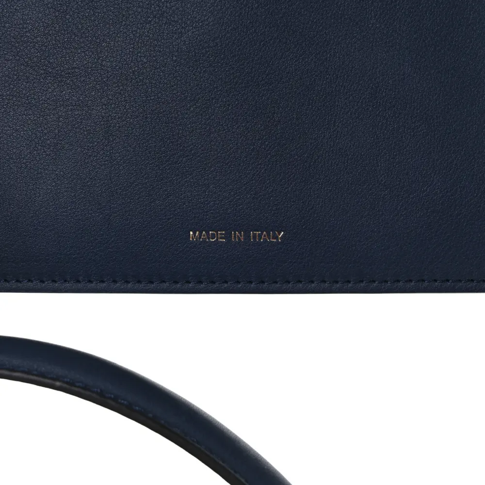 Lushentic Bags Review: Medium FF Peekaboo I See U Satchel - Image 8