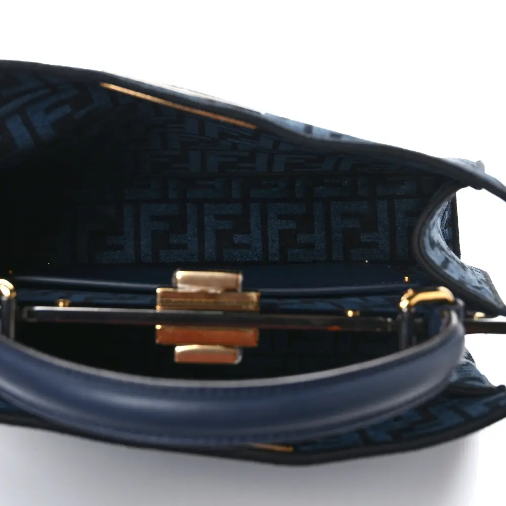 Lushentic Bags Review: Medium FF Peekaboo I See U Satchel - Image 6