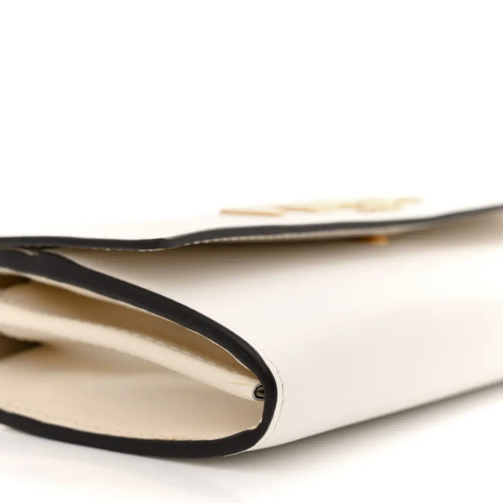 Lushentic Grade Bags - Fendi Roma Logo Chain Wallet in White Vitello Leather - Image 5