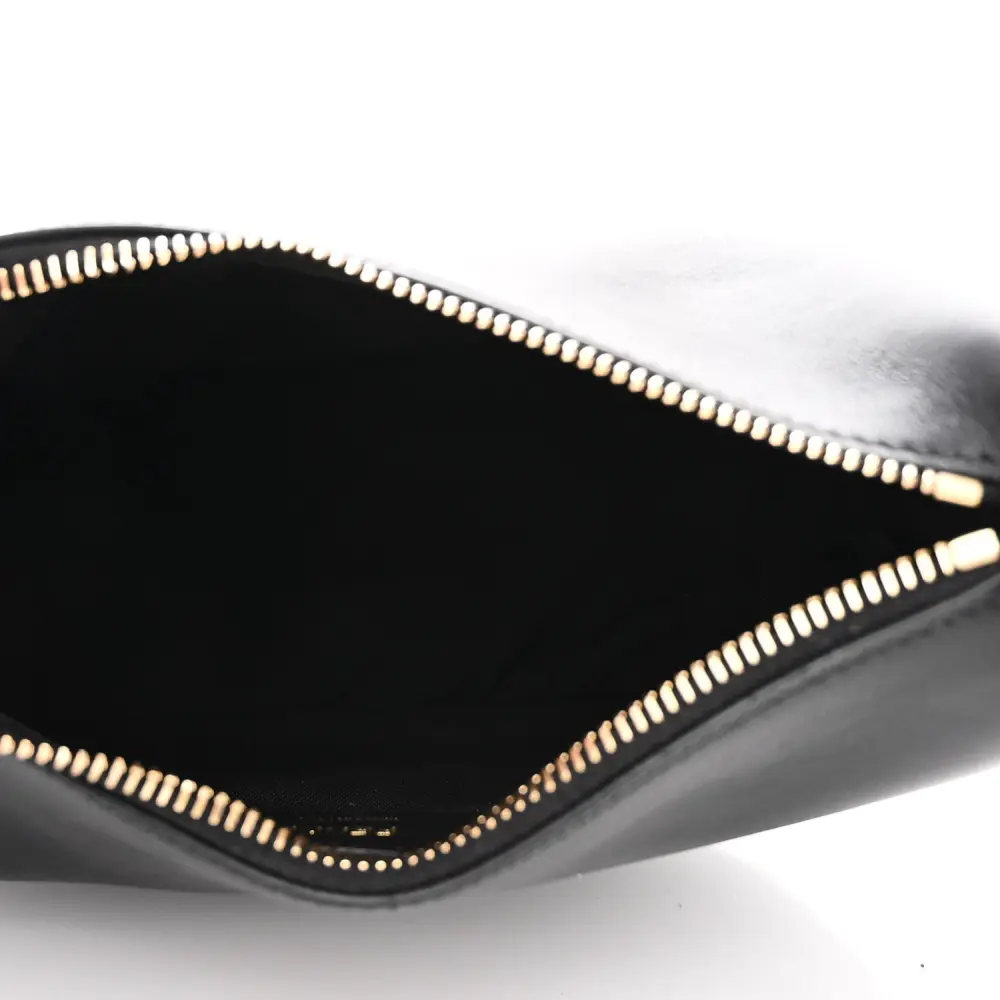 Lushentic Bags Review: Mini Fendigraphy Hobo Bag Black Matte - Image 7