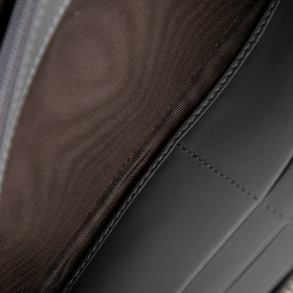 Lushentic Grade Designer Bags - Medium Continental Wallet Grey GG Signature Leather - Image 3