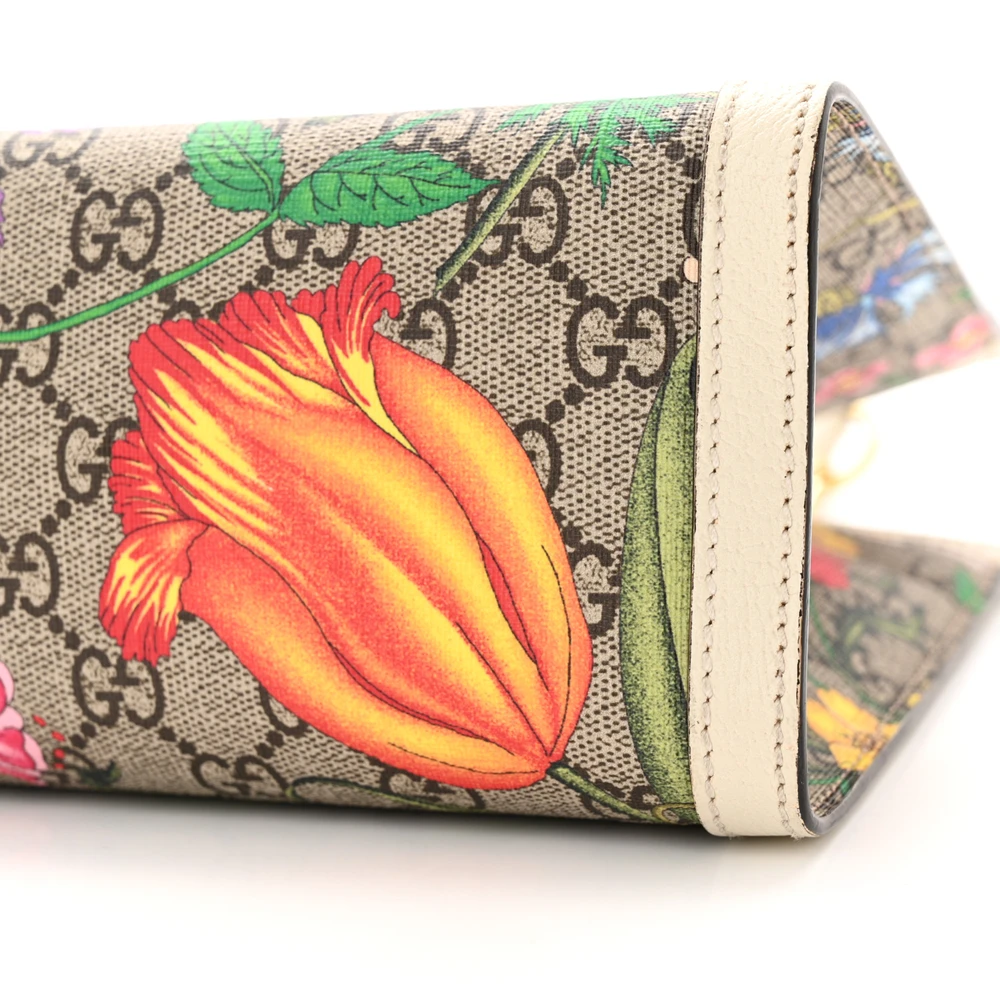 Lushentic Bags Review: Small Padlock Tote in GG Supreme Monogram - Image 5