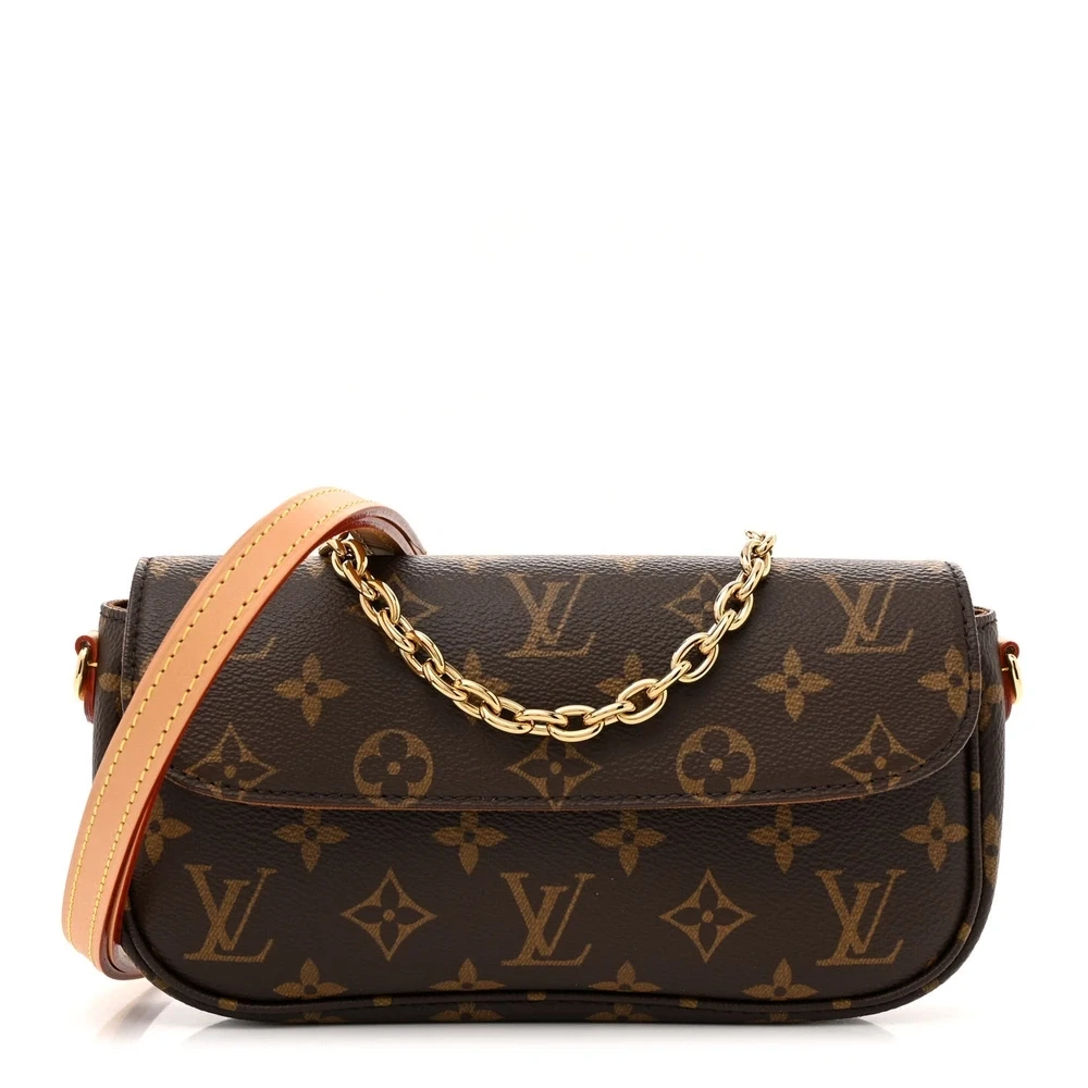 Lushentic Louis Vuitton Ivy Wallet On Chain PM Monogram Canvas Gold Hardware Front