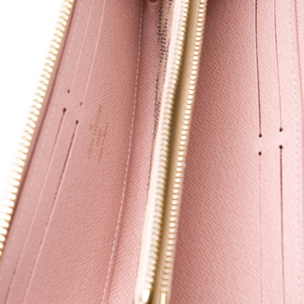 Lushentic Bags Review: Large Clemence Wallet in Damier Azur Pattern - Image 3