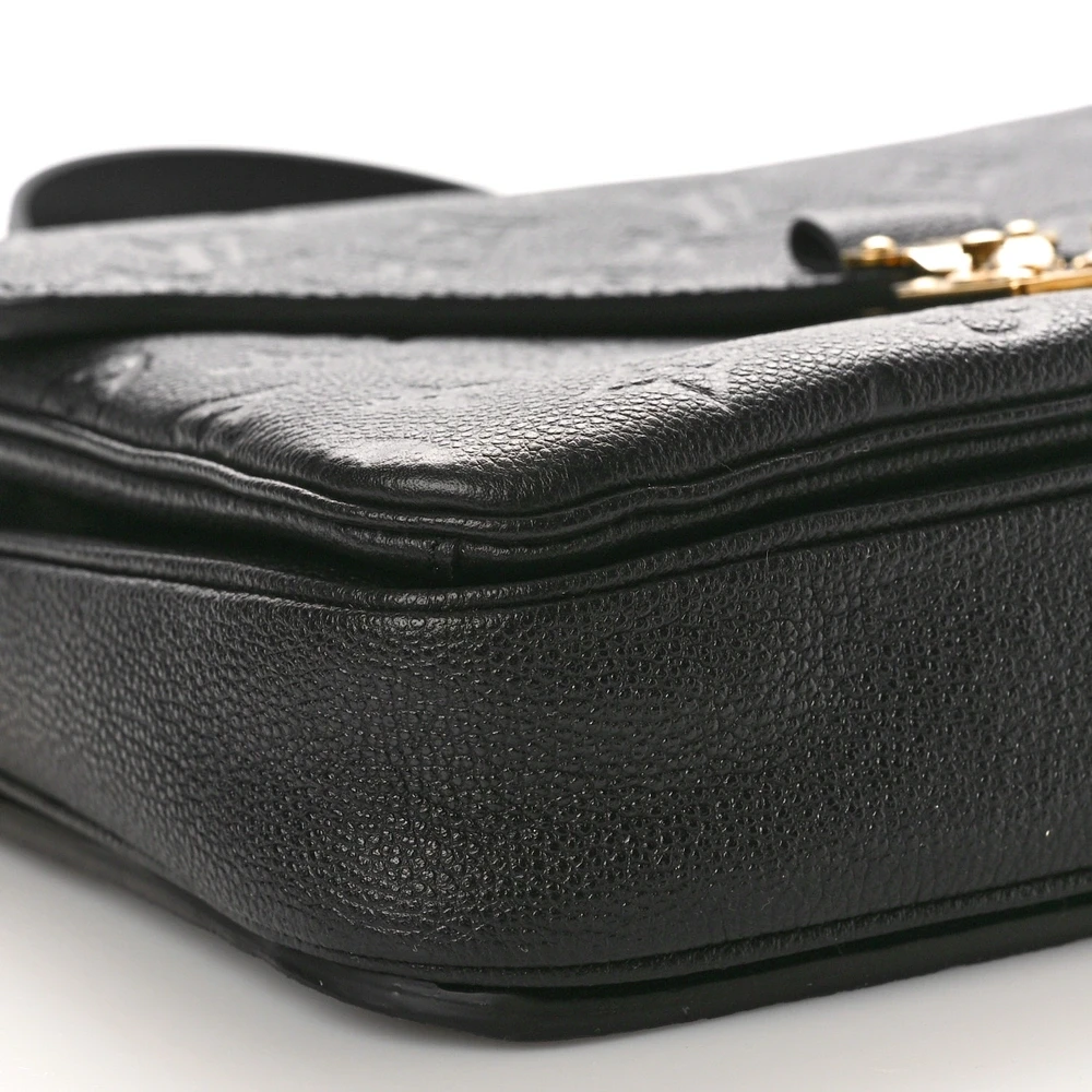 Lushentic Grade Replica Pochette Metis PM Black Empreinte Leather - Image 4