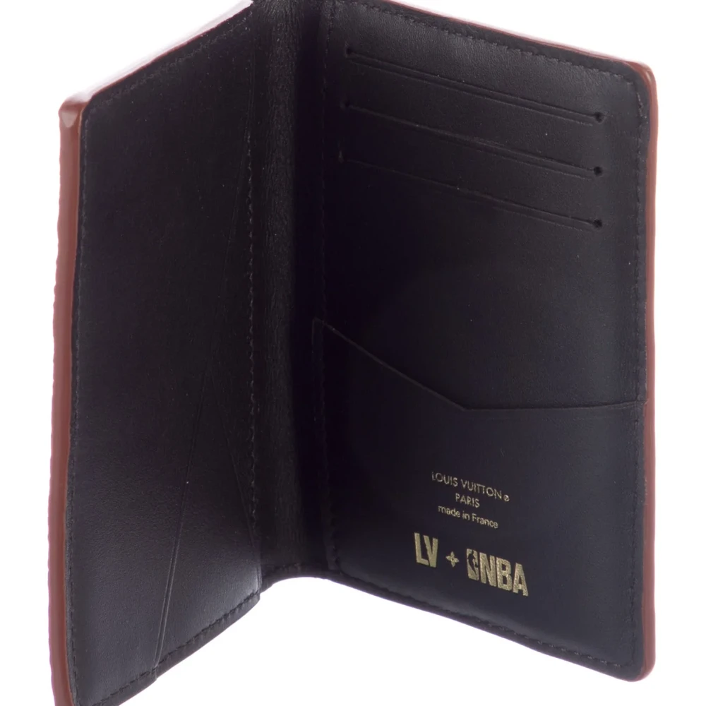 Lushentic Bags Review: Small Pocket Organizer in Brown Leather - Image 3