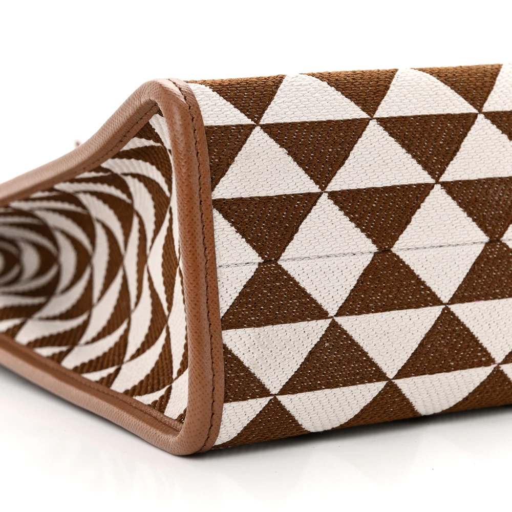 Lushentic Handbag - Large Triangolo Tote in Tobacco Talco Jacquard - Image 4