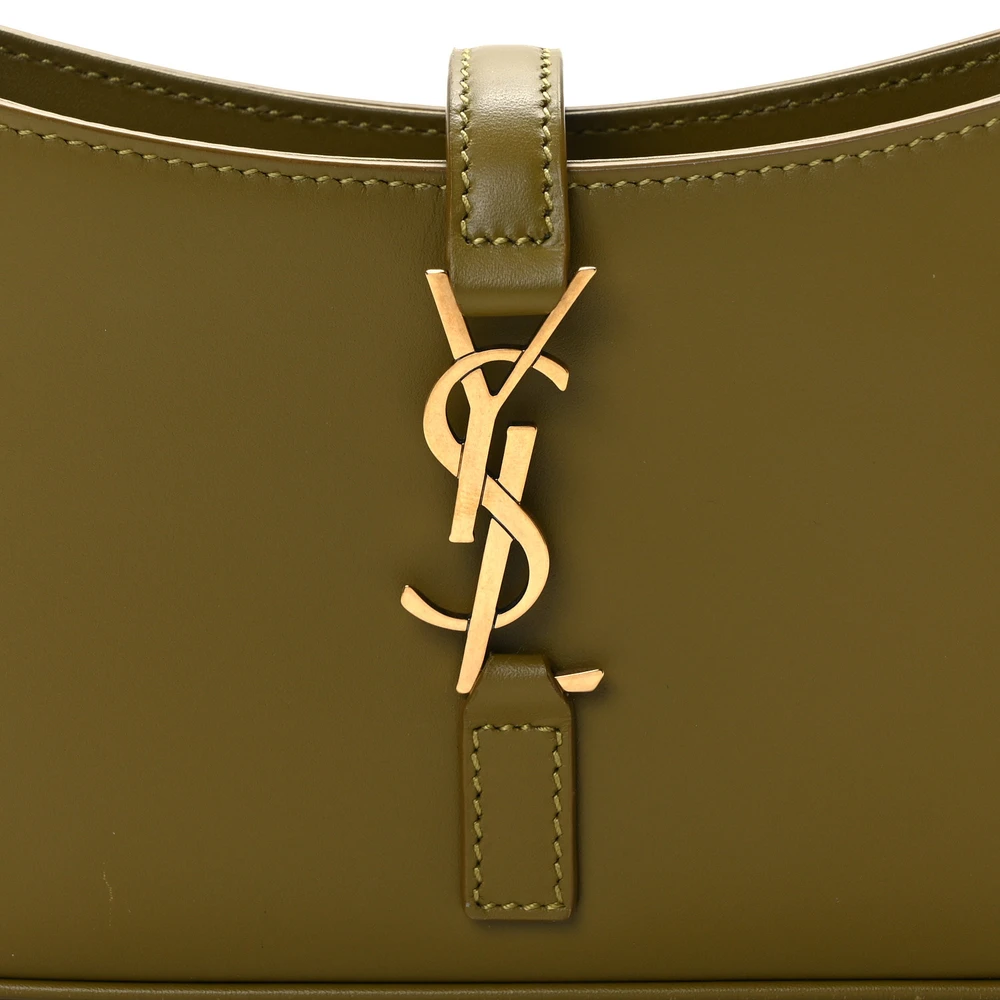 Lushentic Grade Replicas: Medium Le 5 à 7 Hobo in Pistache - Image 8