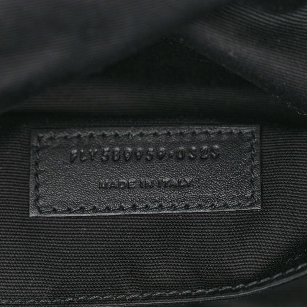 Lushentic Grade Replica Bags - Small Belt Bag in Black Grain de Poudre - Image 12