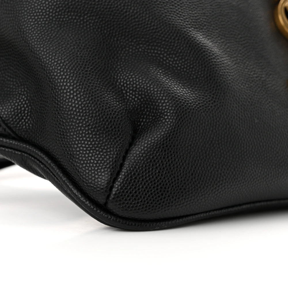 Lushentic Grade Replica Bags - Small Belt Bag in Black Grain de Poudre - Image 4