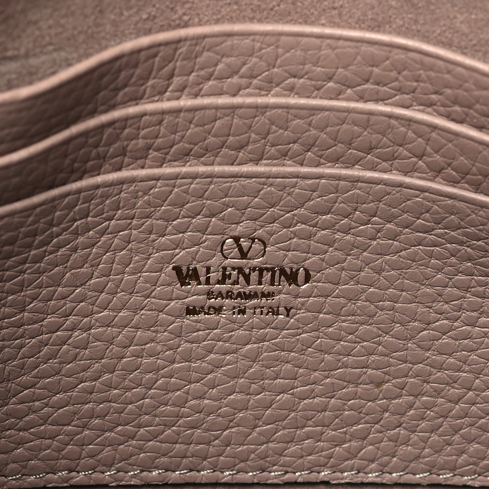 Lushentic Replica Small Rockstud Crossbody Pouch Poudre Leather - Image 2