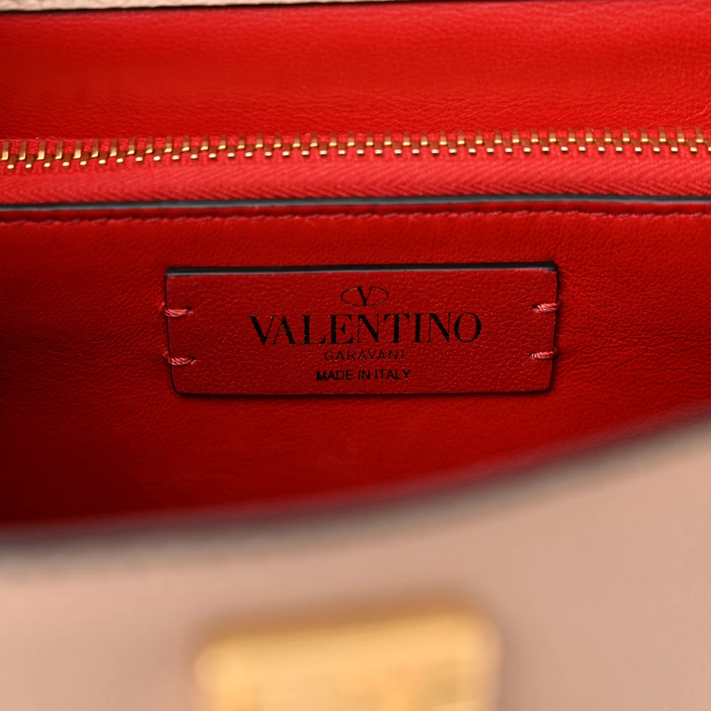 Lushentic Replica Small Vsling Bag Poudre Grainy Calfskin Leather - Image 2